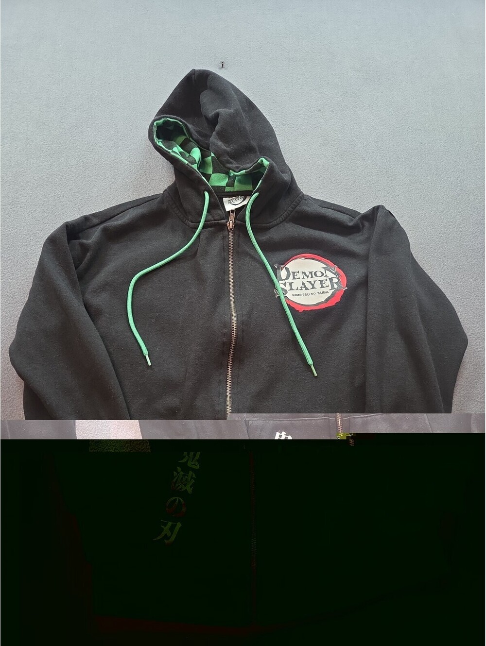 unisex adult Kimetsu no Yaiba Tanjiro Kamado Zip-Up Hoodie size XS
